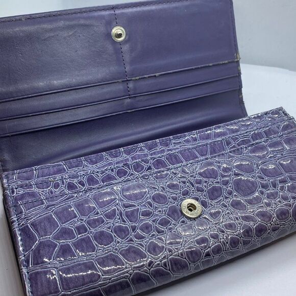 Authentic Pre-owned Folli Follie Purple Patent Leather Long Designer Wallet - Picture 8 of 10